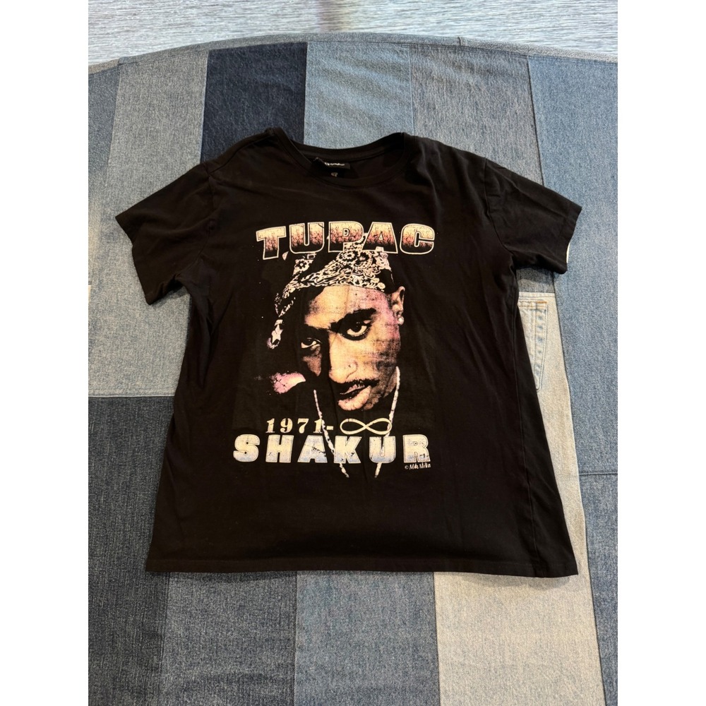 2Pac Shakur Relaxed Graphic Tee Black Short‎ Sleeve Tupac Hip Hop Shirt Small